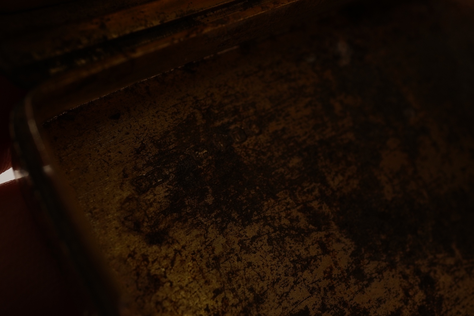 A Victorian large silver gilt vinaigrette with inset agate hinged cover, by John Harris